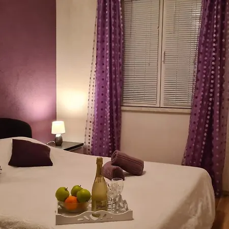 Dom wakacyjny Bubica- Cozy In Rural Area With Pool