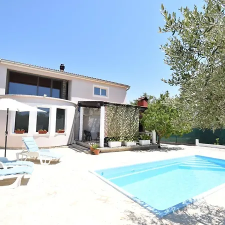 Bubica- Cozy In Rural Area With Pool Feriehus *