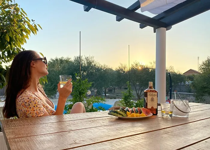Vikendica Bubica- Cozy In Rural Area With Pool